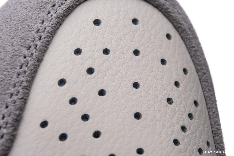 Pale High Ivory Retro 1  (W) Jordan air AH7389-101  1024